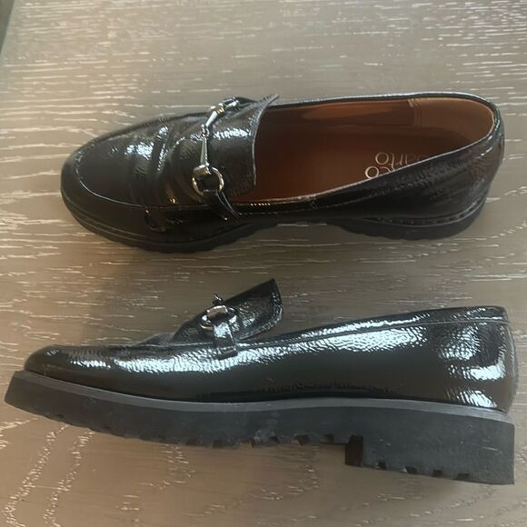 Franco Sarto Shiny Black Loafers - Picture 1 of 12